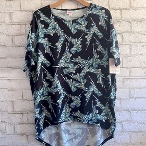 NEW! Short Sleeve Oversized LuLaRoe Irma size XS soft leggings material Liberty